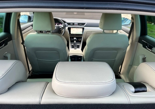 Skoda Superb cena 139900 przebieg: 98000, rok produkcji 2019 z Boguszów-Gorce małe 781
